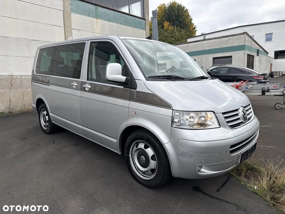 Volkswagen Multivan - 3