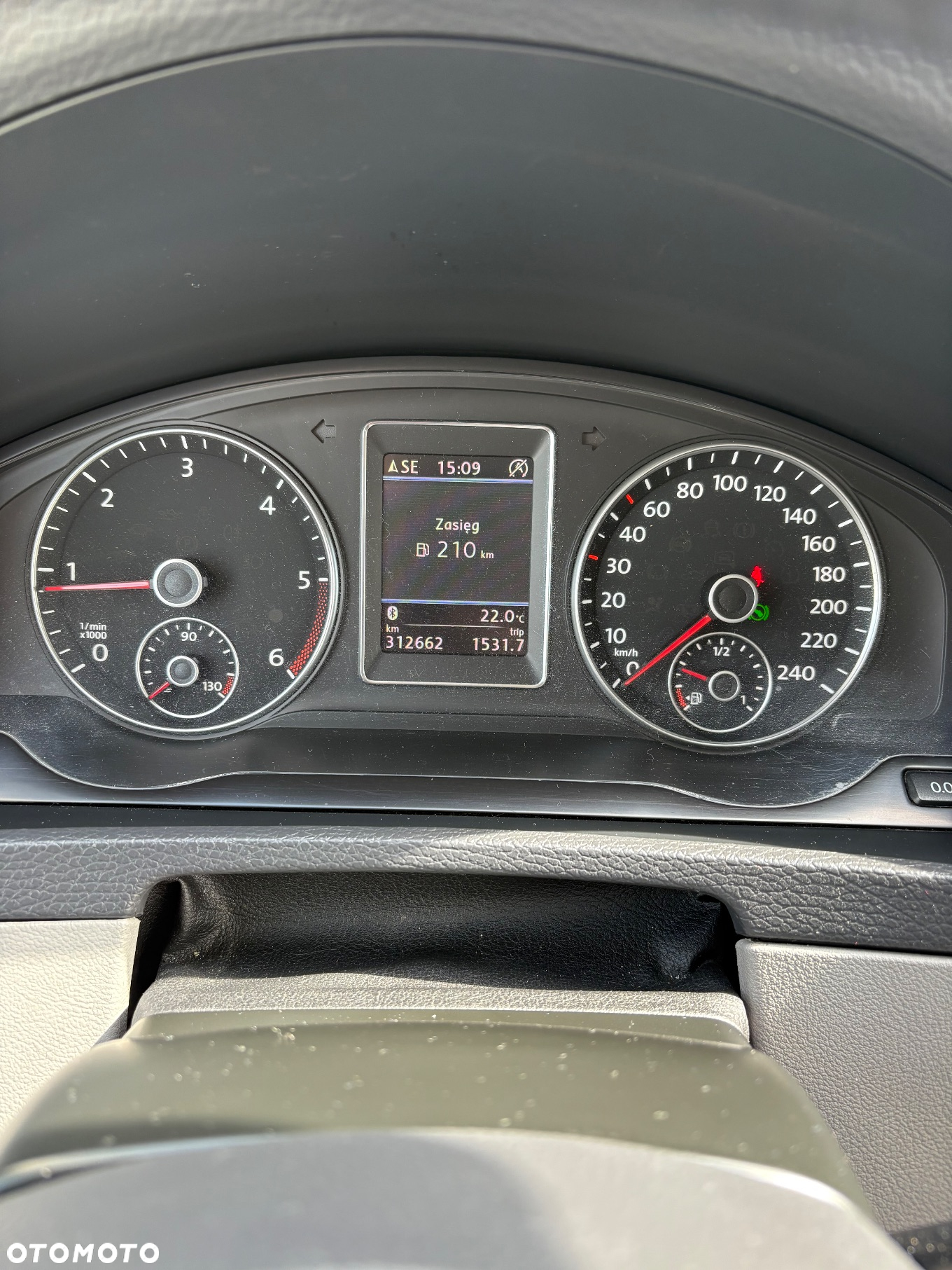 Volkswagen Multivan - 37
