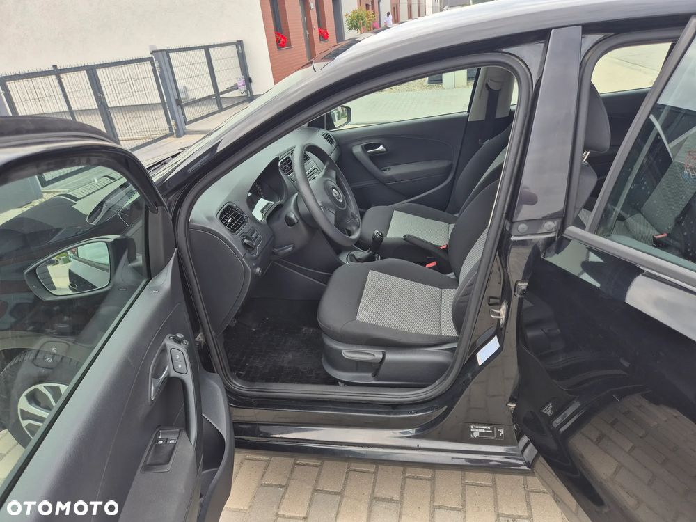 Volkswagen Polo 1.2 12V Trendline - 12