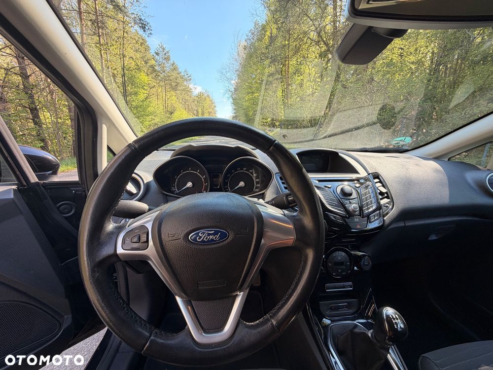 Ford Fiesta - 16