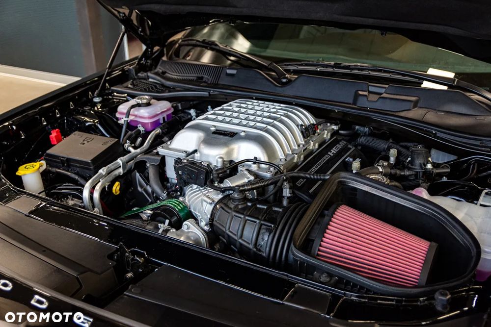 Dodge Challenger 6.2 Redeye Widebody - 19