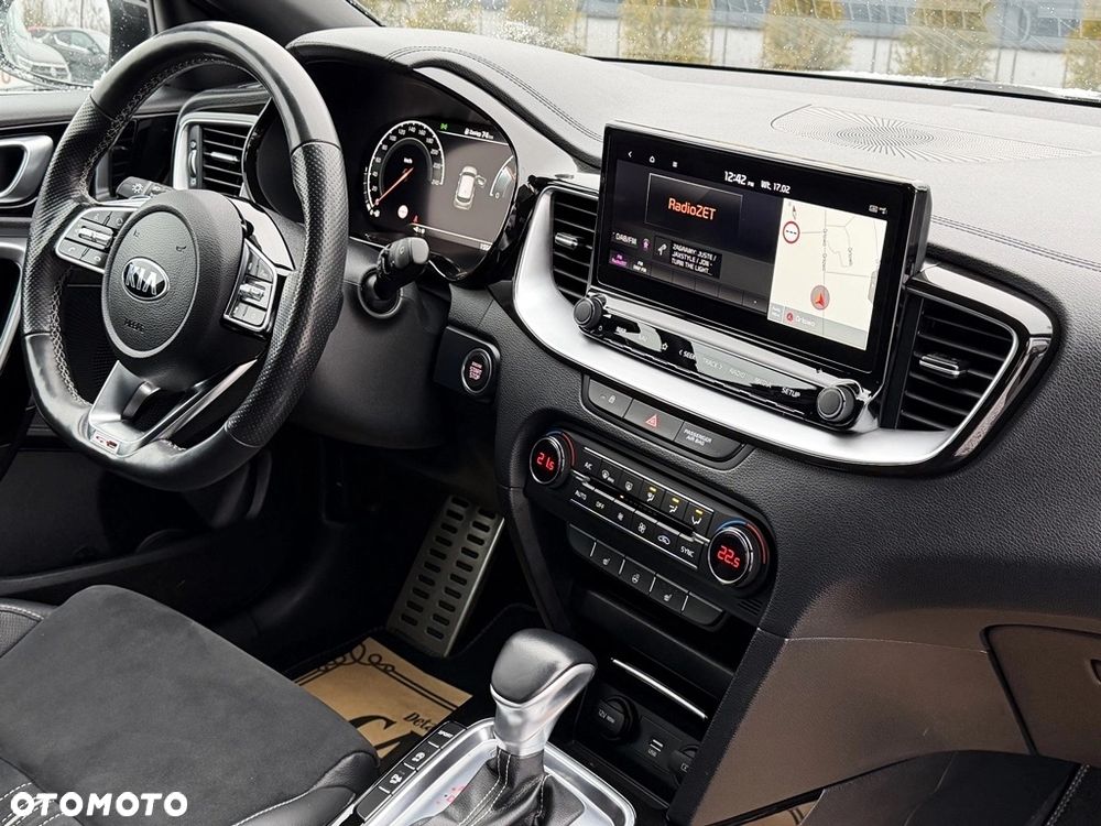 Kia ProCeed 1.5 T-GDI DCT7 OPF GT LINE - 33