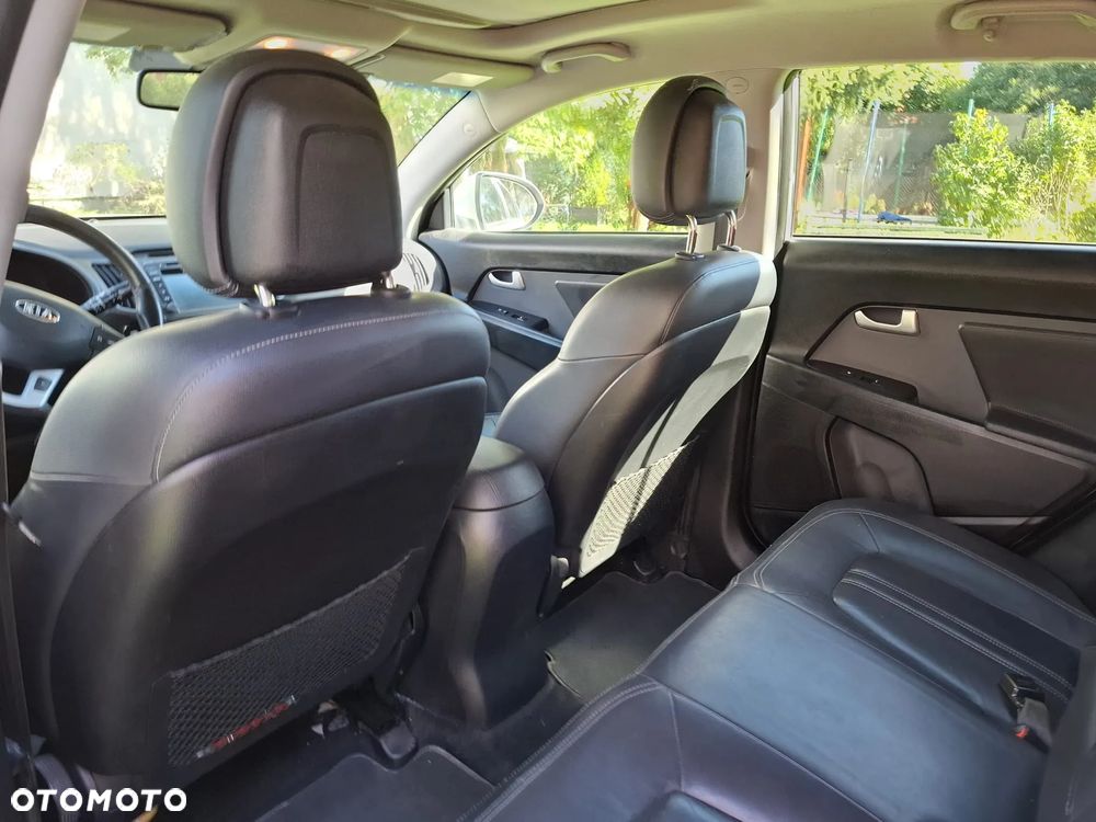 Kia Sportage - 12