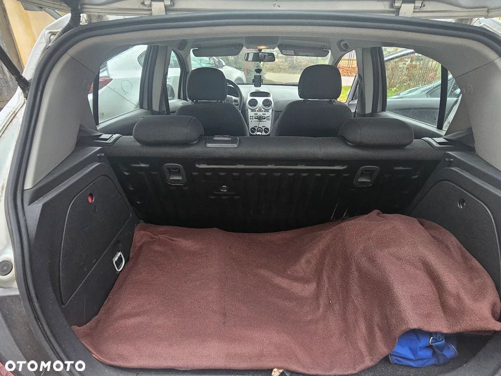 Opel Corsa 1.2 16V Enjoy - 16