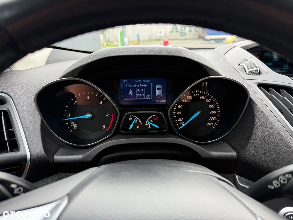 Ford Kuga 2.0 TDCi 2x4 SYNC - 35