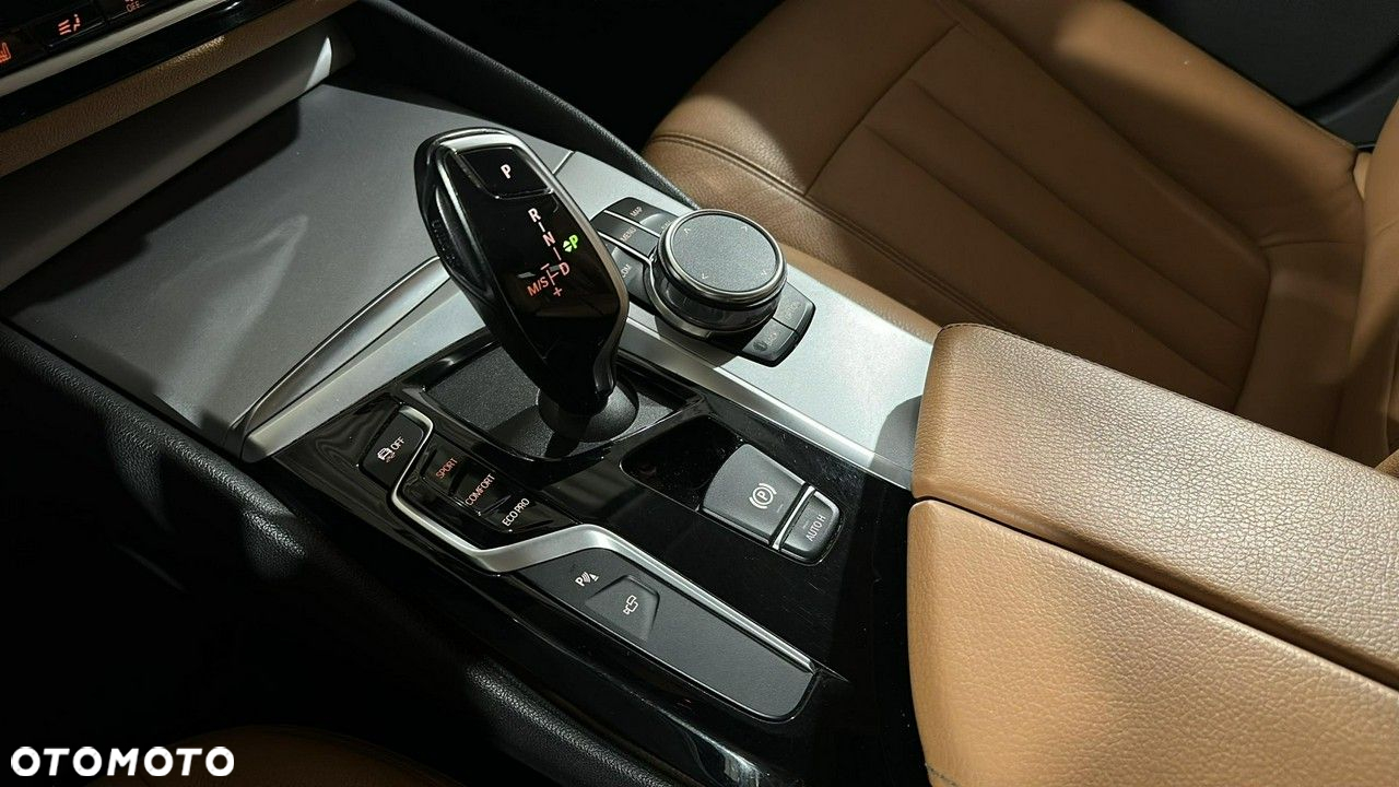 BMW Seria 5 - 17