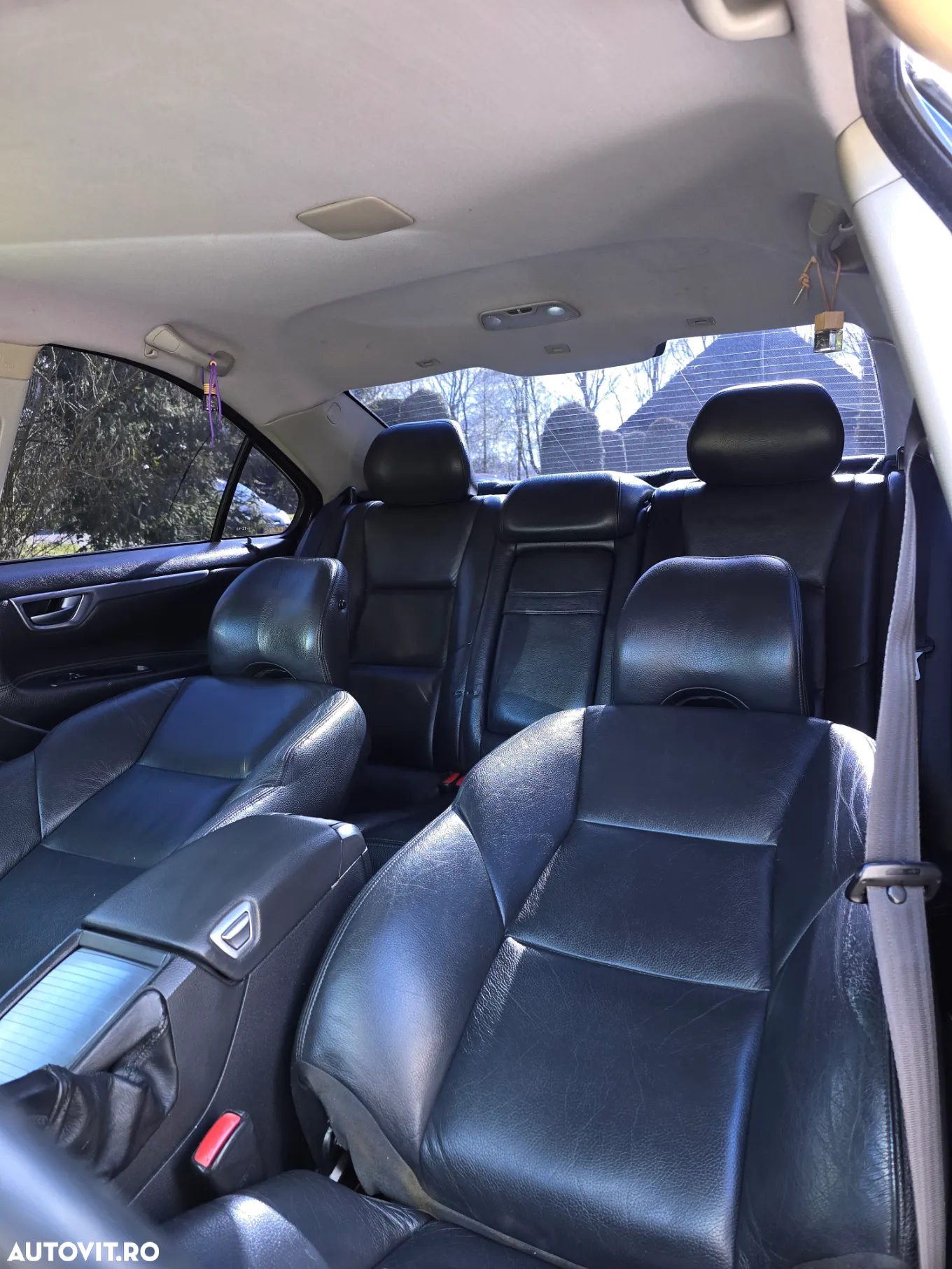 Volvo S60 2.4 D5 EDITION - 10