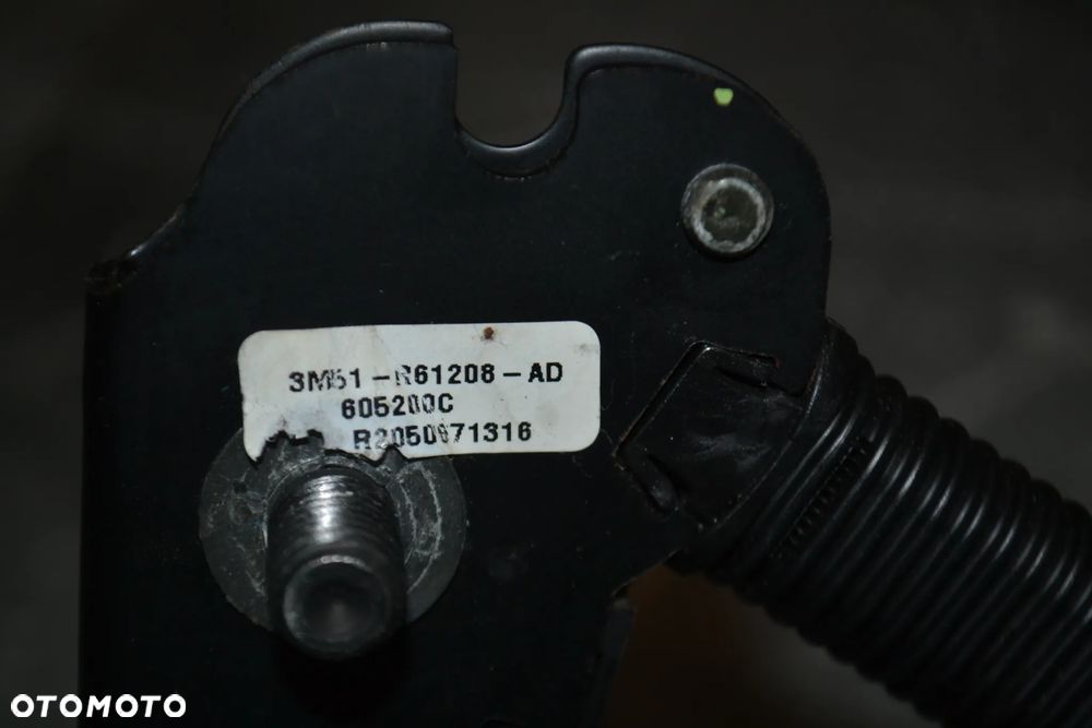 FORD FOCUS C-MAX ZAPIĘCIE ZAPINKA PASA BEZPIECZEŃSTWA PRAWA NAPINACZ 3M51-R61208-AD - 3