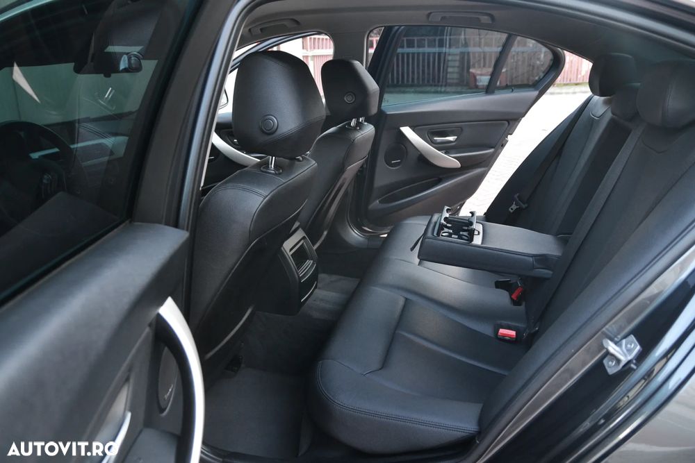 BMW Seria 3 - 13