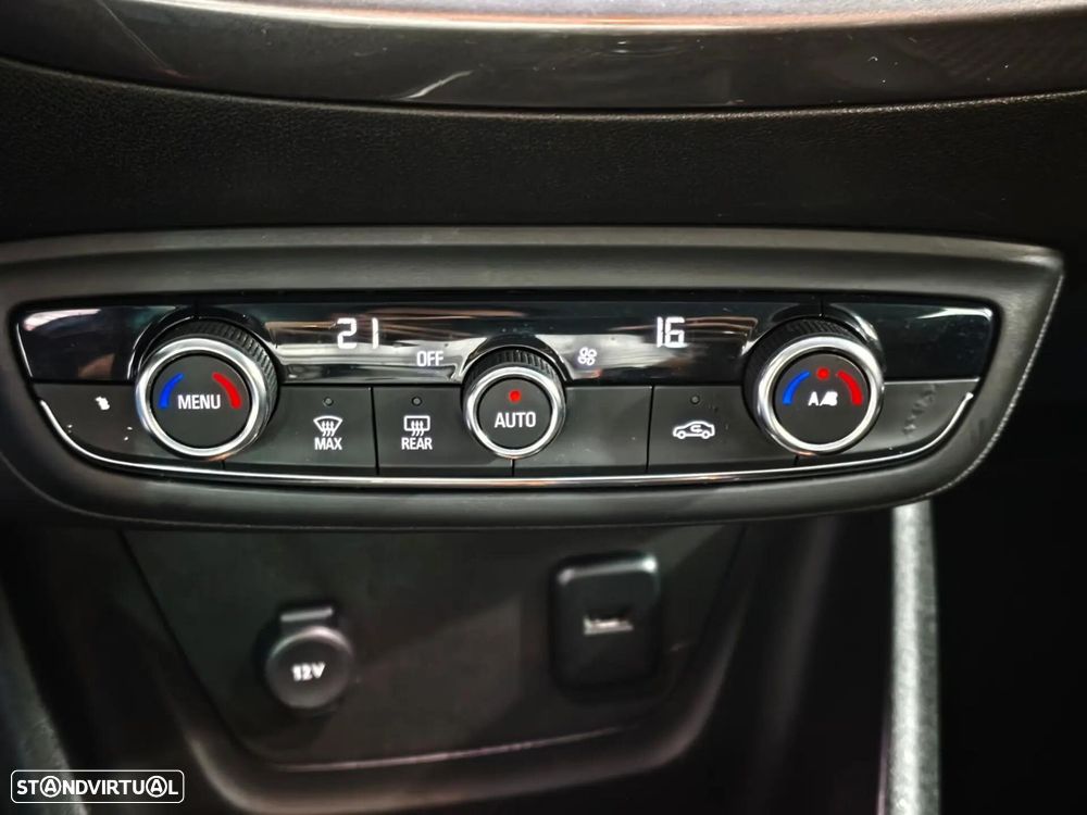 Opel Crossland X 1.6 CDTi Innovation - 11