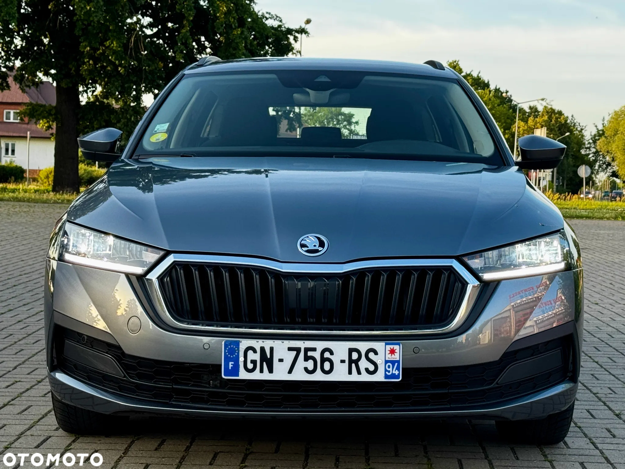 Skoda Octavia 2.0 TDI DSG Ambition - 6