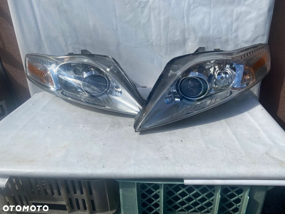 lampy mondeo mk4 mkIV soczewki przed liftem komplet EU całe - 2