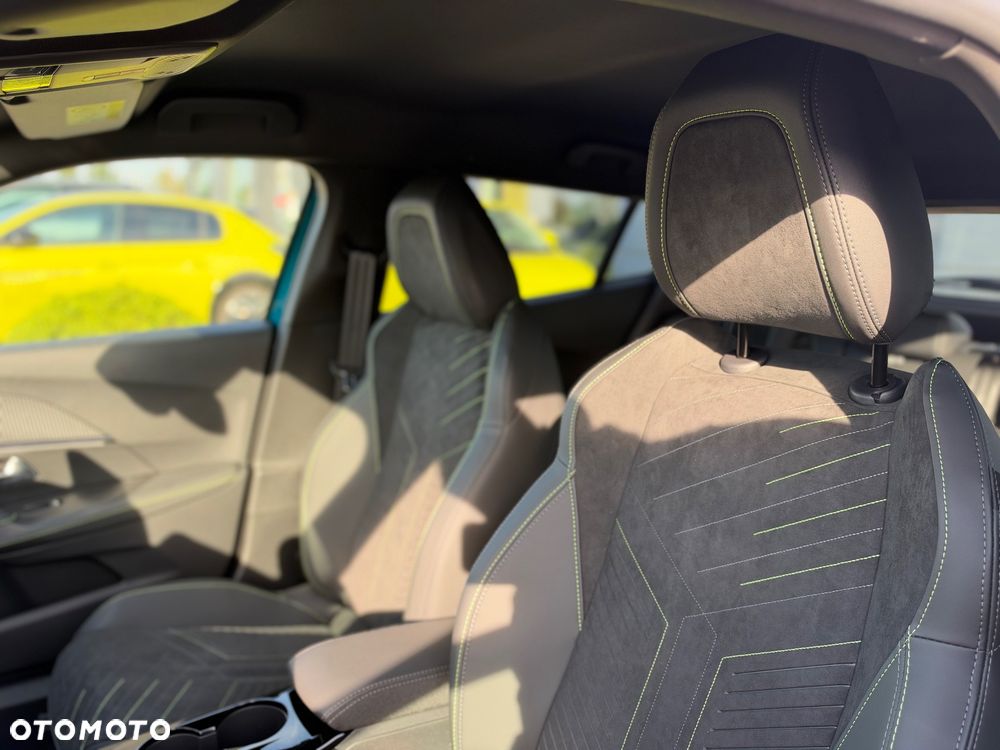Peugeot 2008 - 13