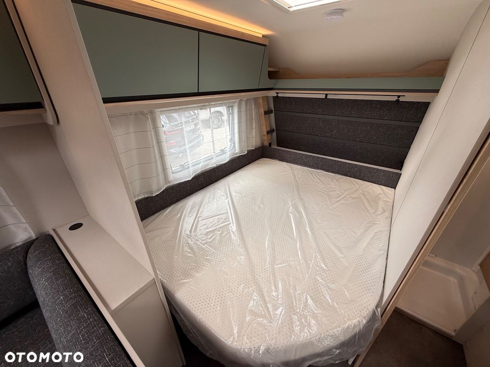 Dethleffs Camper 560 FMK - 14
