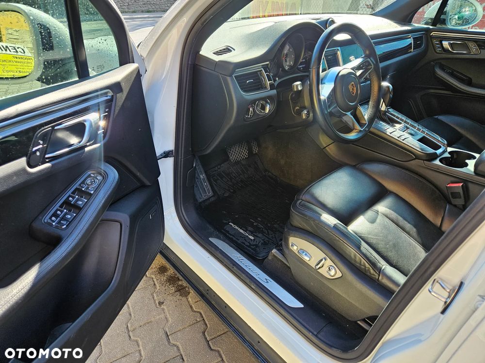 Porsche Macan S - 8