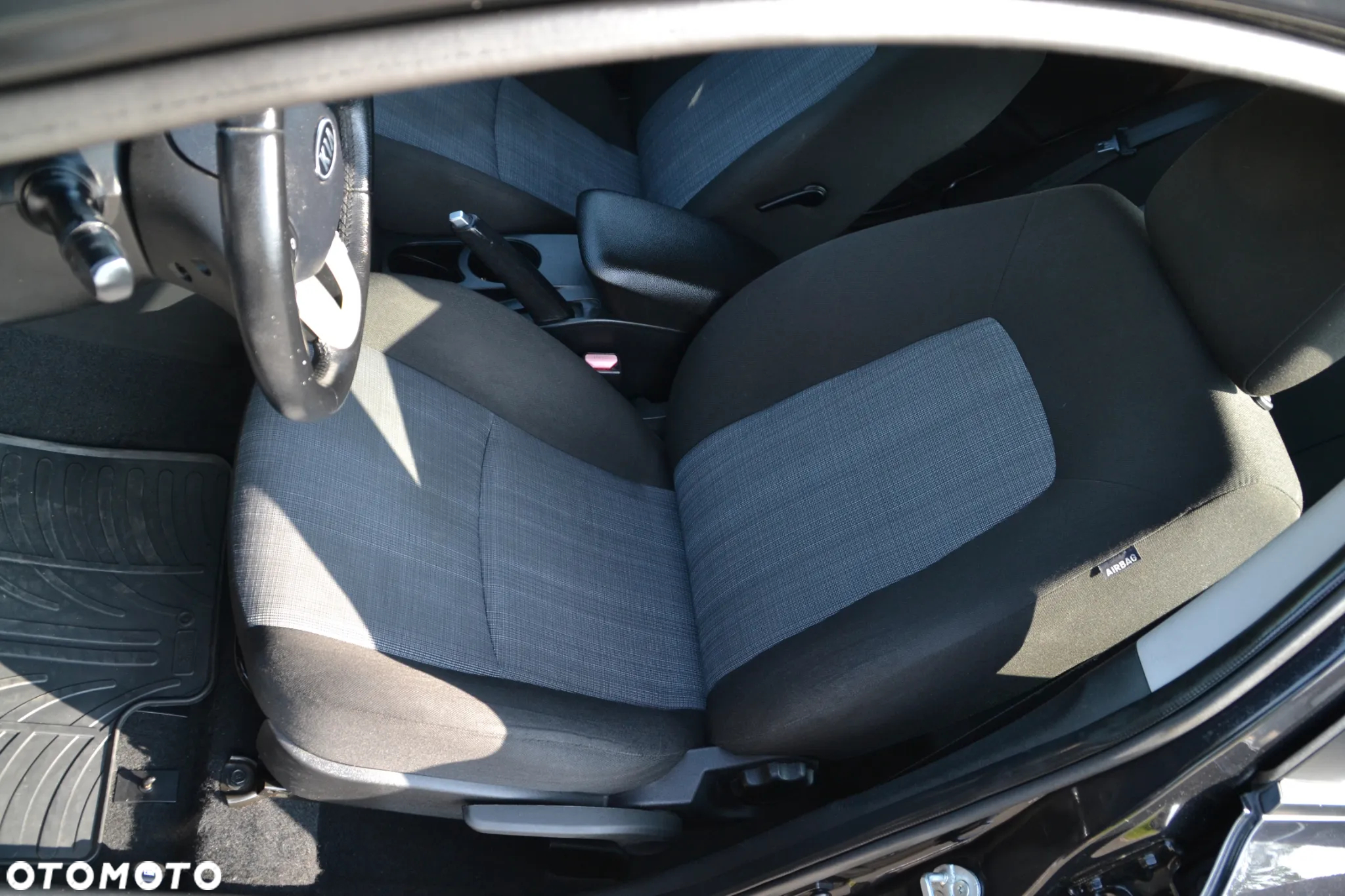 Kia Ceed Cee'd 1.4 L - 24