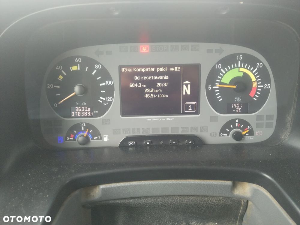 Mercedes-Benz ACTROS - 3