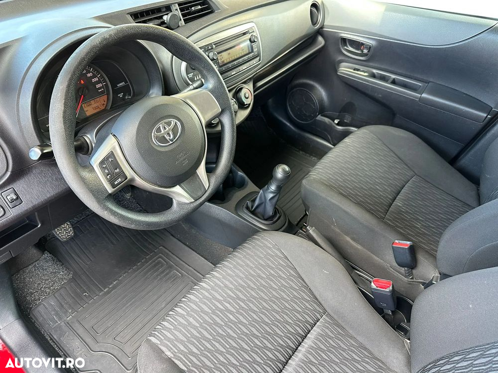 Toyota Yaris 1.0 VVT-i Terra - 11