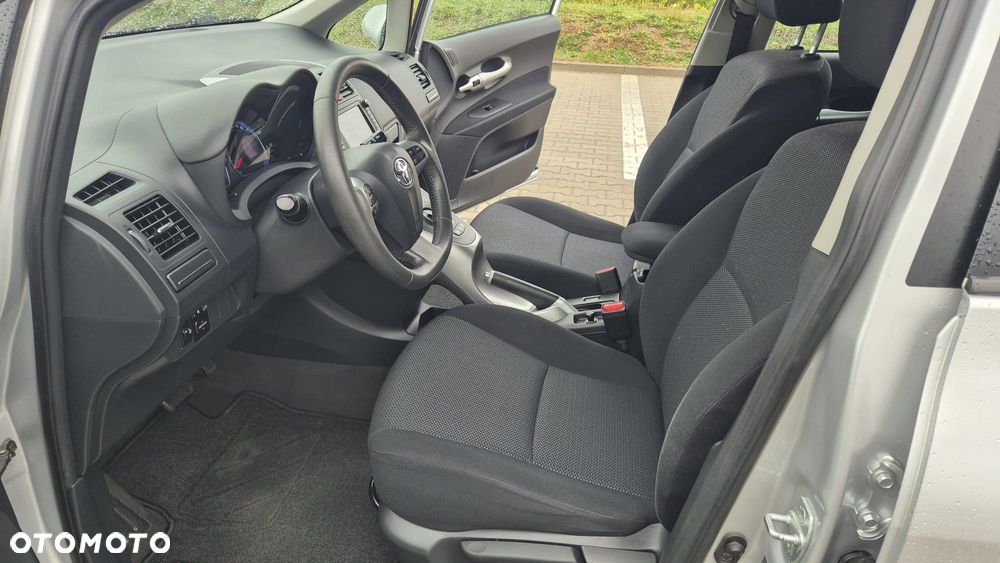 Toyota Auris - 7
