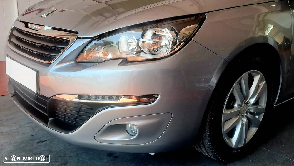 Peugeot 308 1.2 PureTech Style - 10
