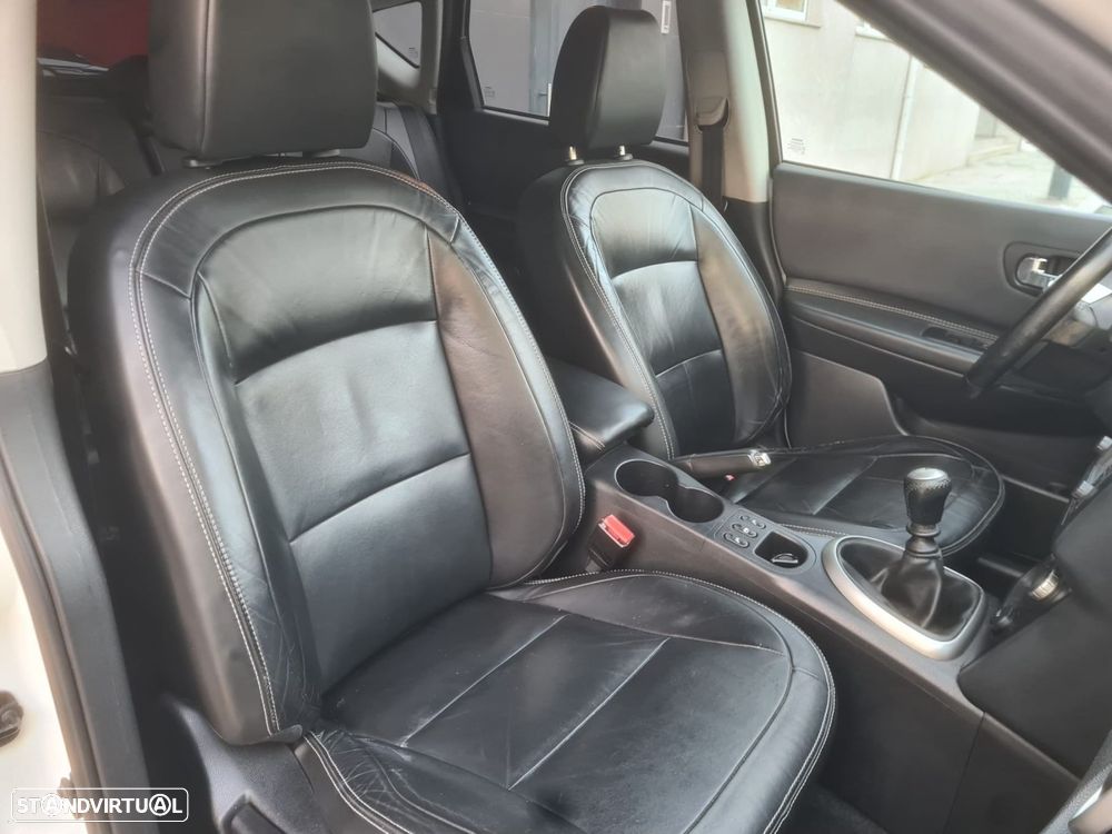 Nissan Qashqai 1.5 dCi Tekna Premium 18 - 24