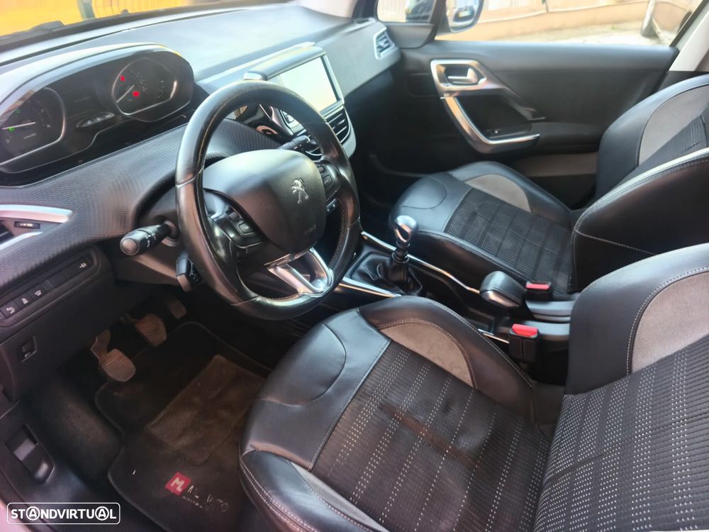 Peugeot 2008 e-HDi FAP 115 STOP & START Allure - 20