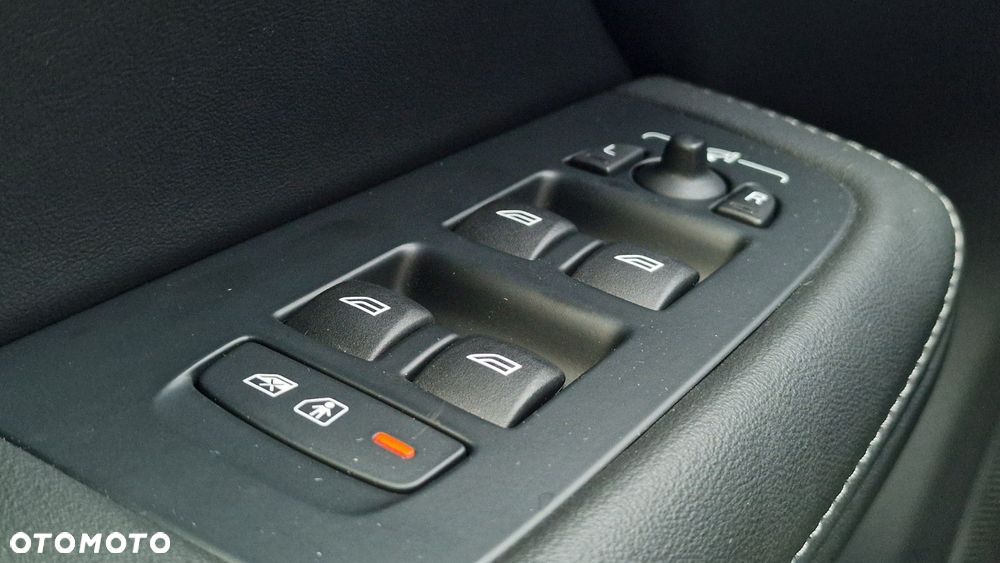 Volvo V60 Cross Country - 31