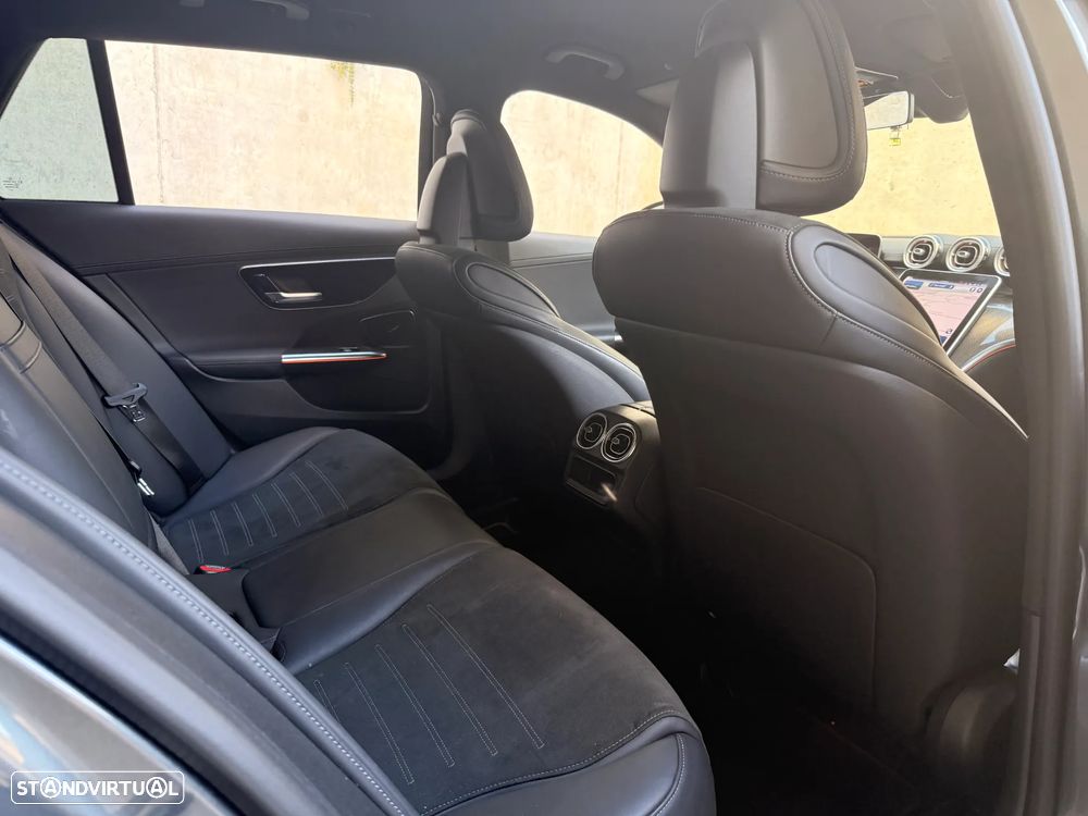 Mercedes-Benz C 300 e AMG Line - 36