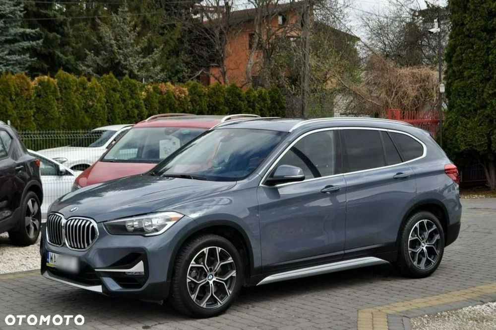 BMW X1 xDrive25i GPF Sport Line sport - 4