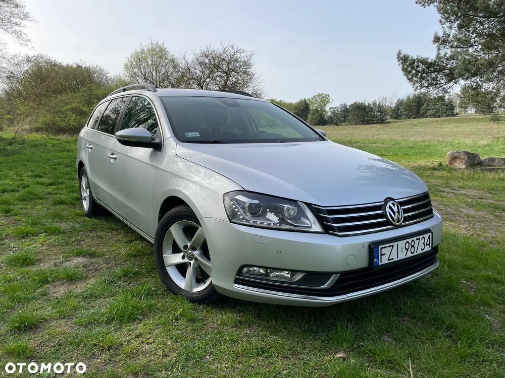 Volkswagen Passat 2.0 TDI DSG Highline - 11
