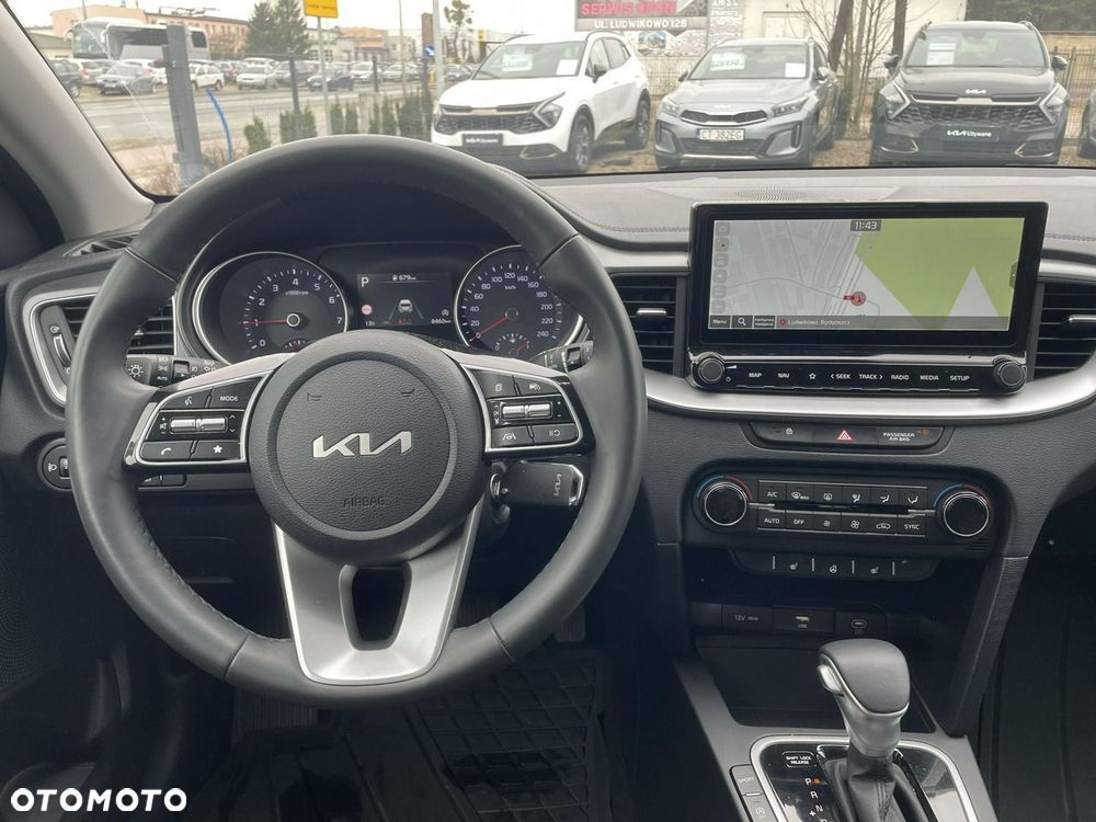 Kia XCeed - 13
