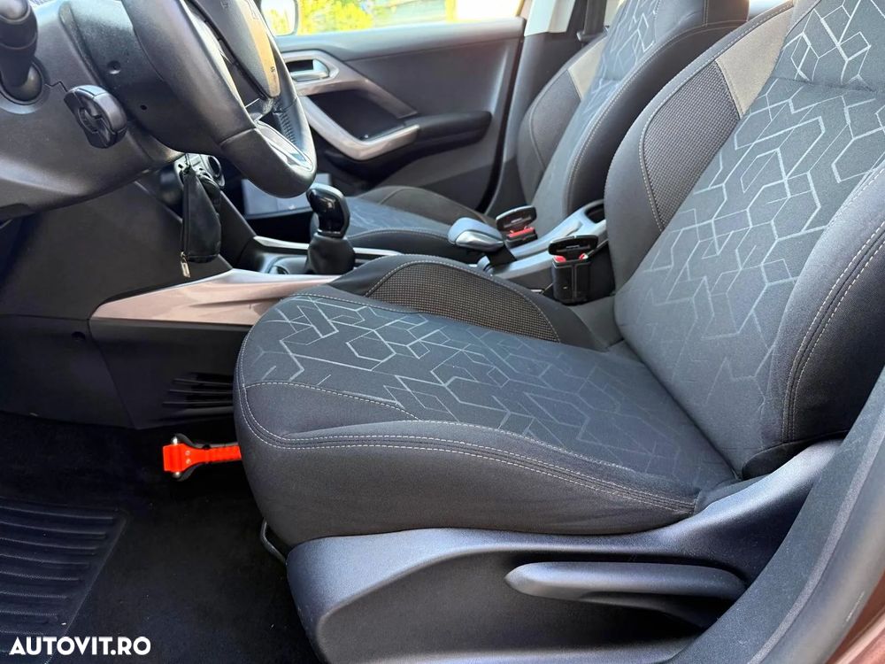 Peugeot 2008 1.2 VTi Active - 15