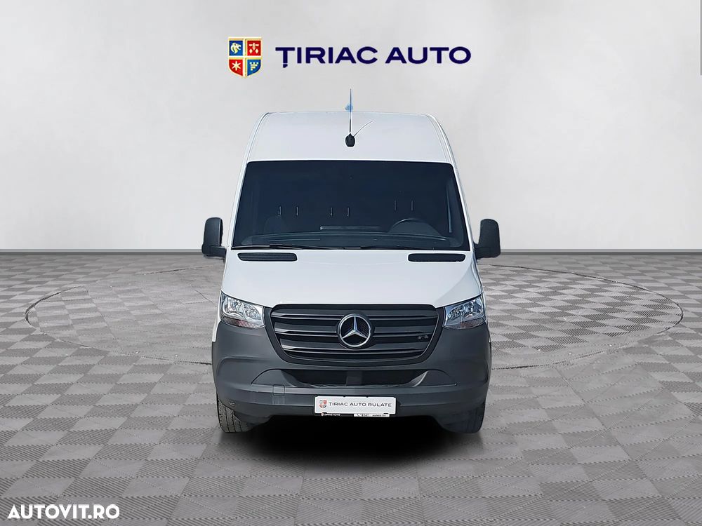 Mercedes-Benz Sprinter - 8
