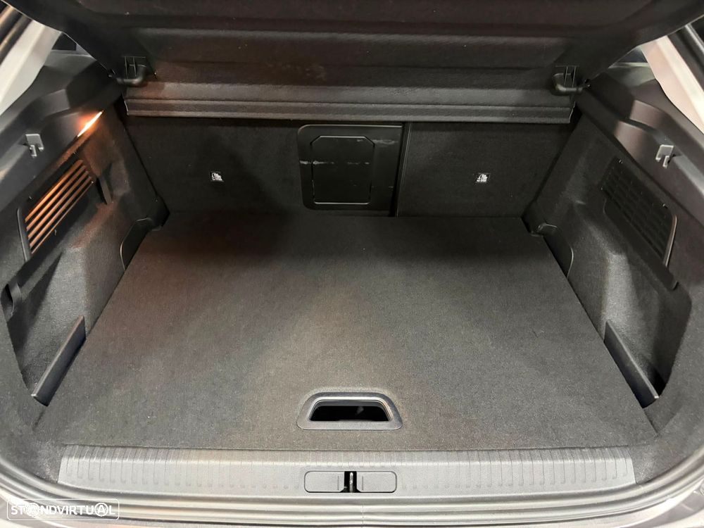 Citroën e-C4 50 kWh Shine - 23