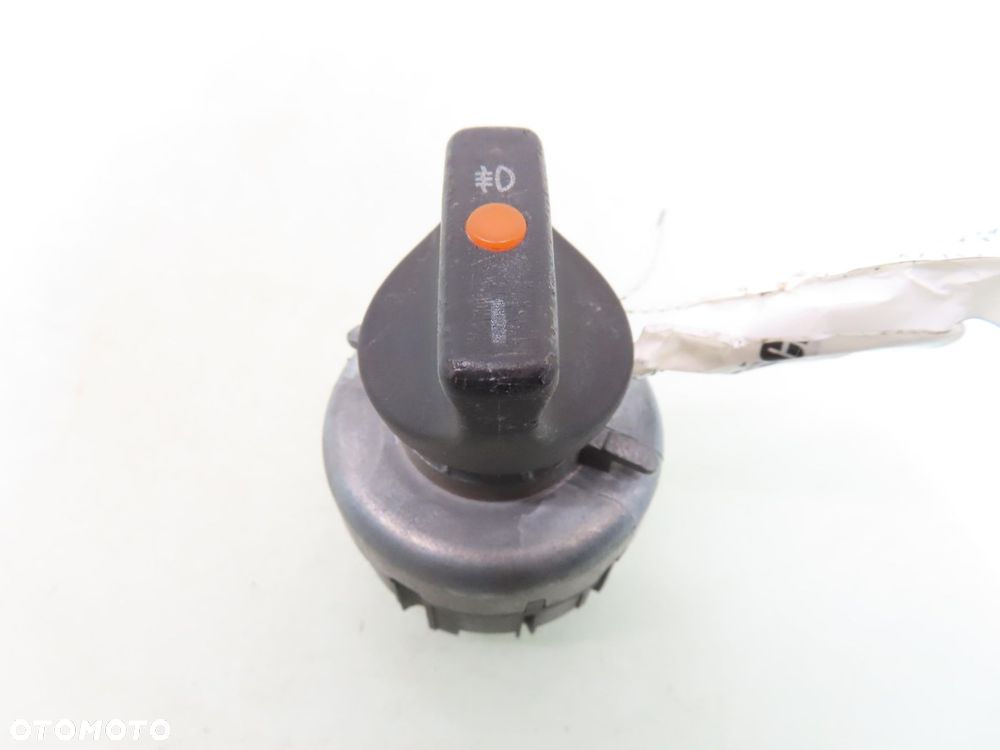 WŁĄCZNIK ŚWIATEŁ MERCEDES W202 0005456004 - 2