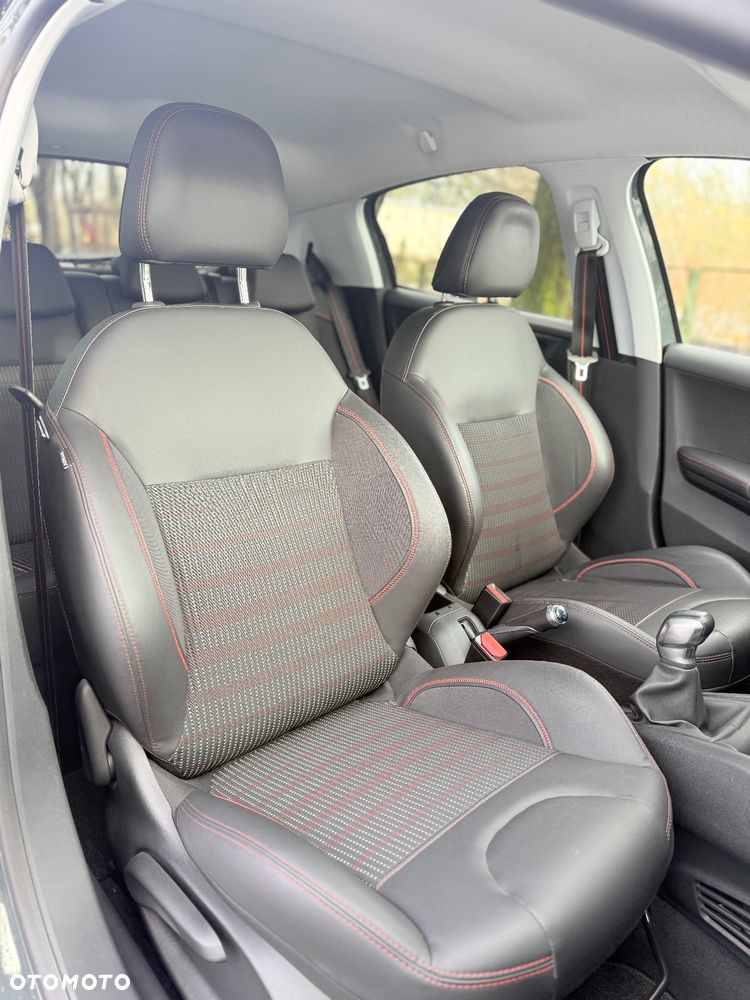 Peugeot 208 PureTech 110 Stop & Start Signature - 13