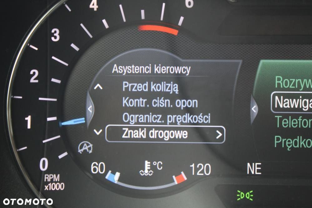 Ford Mondeo - 29