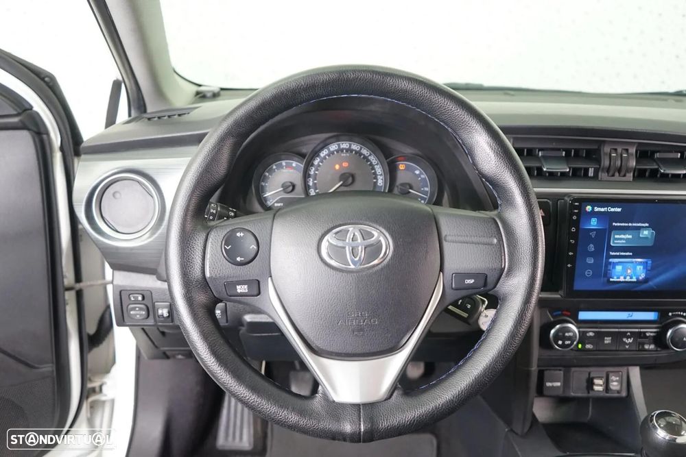 Toyota Auris 1.4 D-4D Comfort - 16