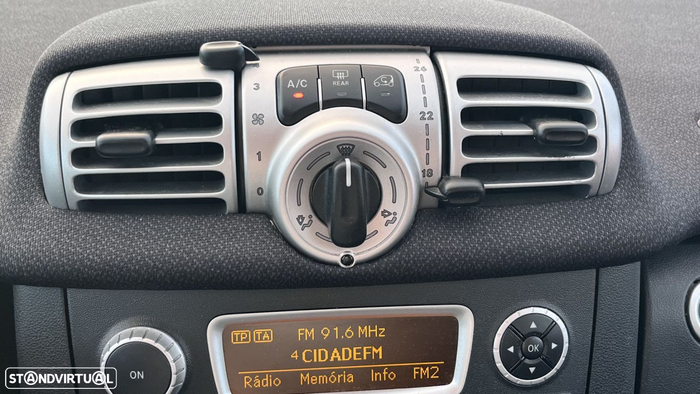 Smart ForTwo Coupé 1.0 mhd Passion 71 - 48