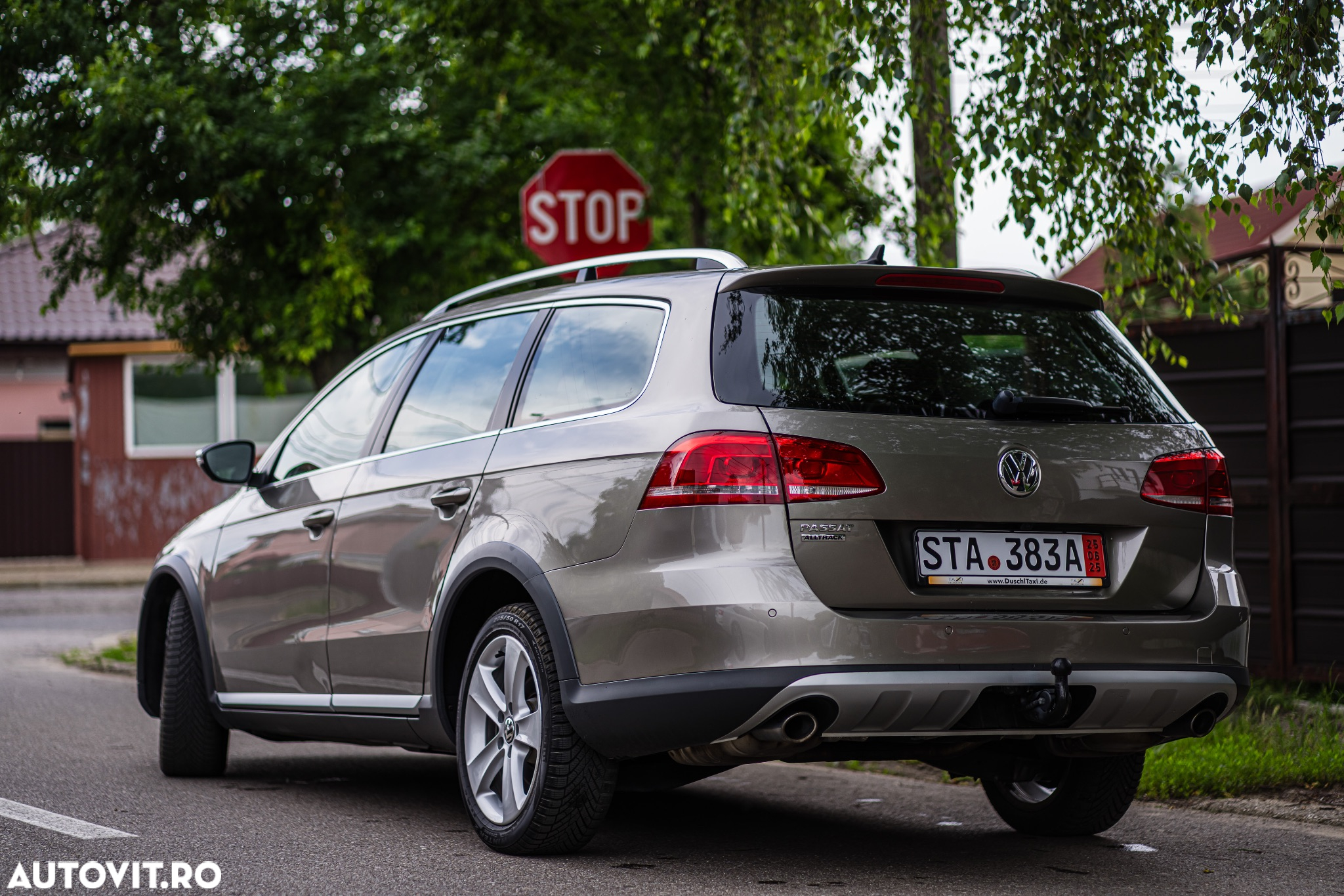 Volkswagen Passat Alltrack 2.0 TDI 4Motion DSG BlueMotion Tec - 3