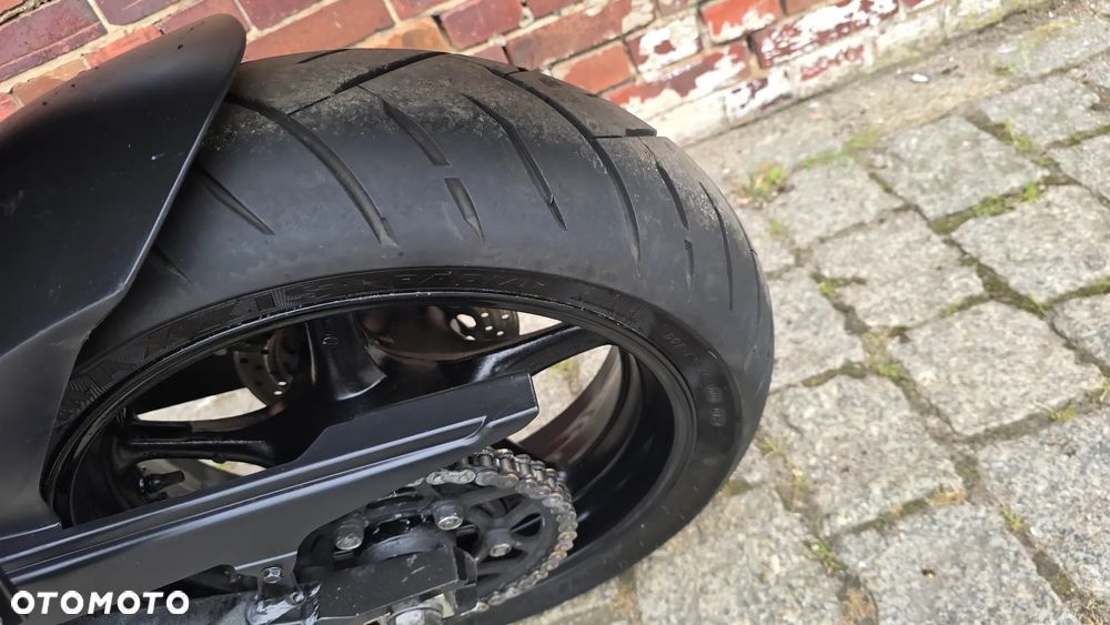 Yamaha FZ6 - 21