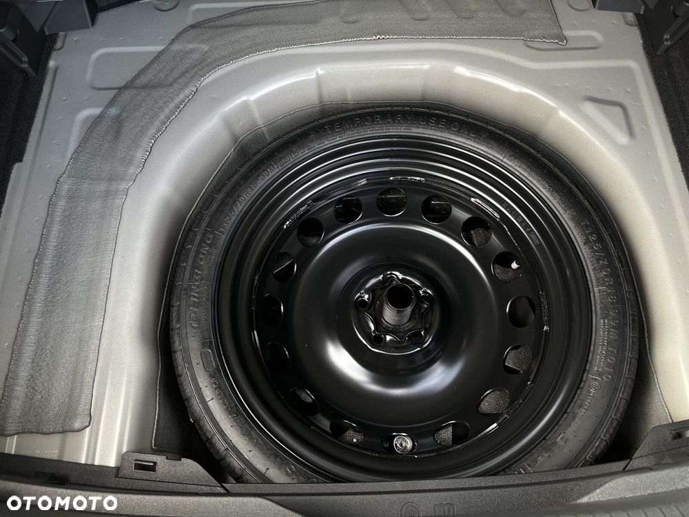 Volkswagen Taigo - 29