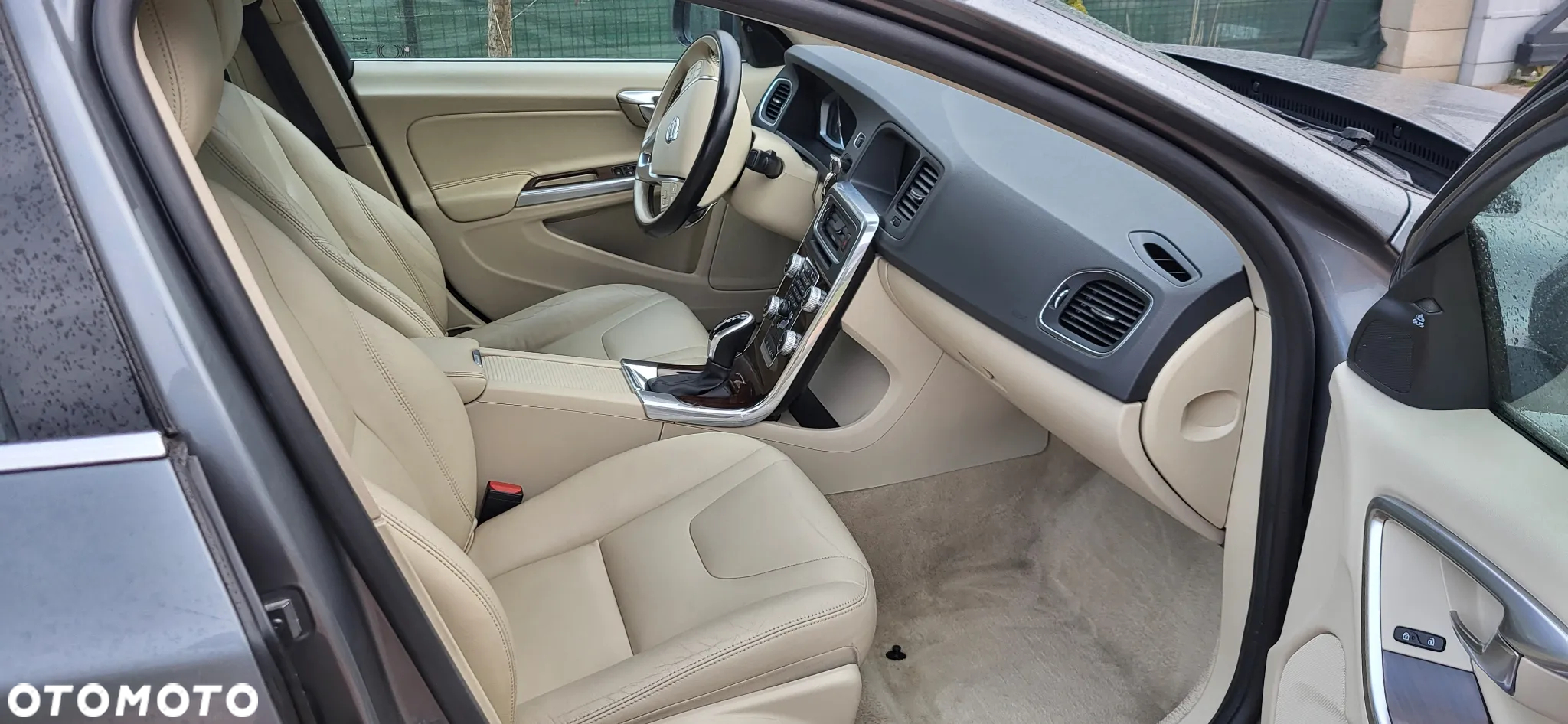 Volvo S60 - 3