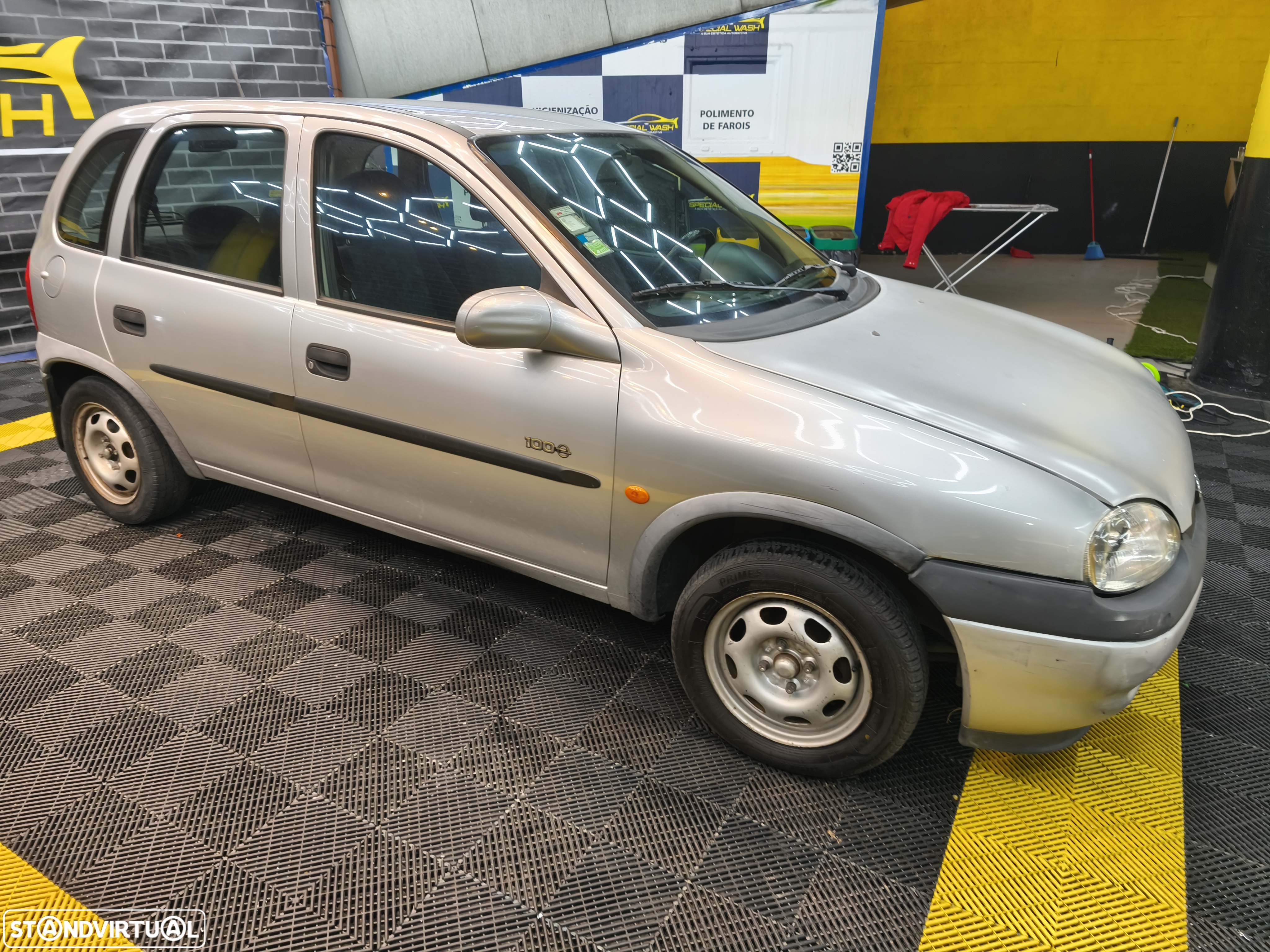 Opel Corsa 1.2 16V 100 - 20