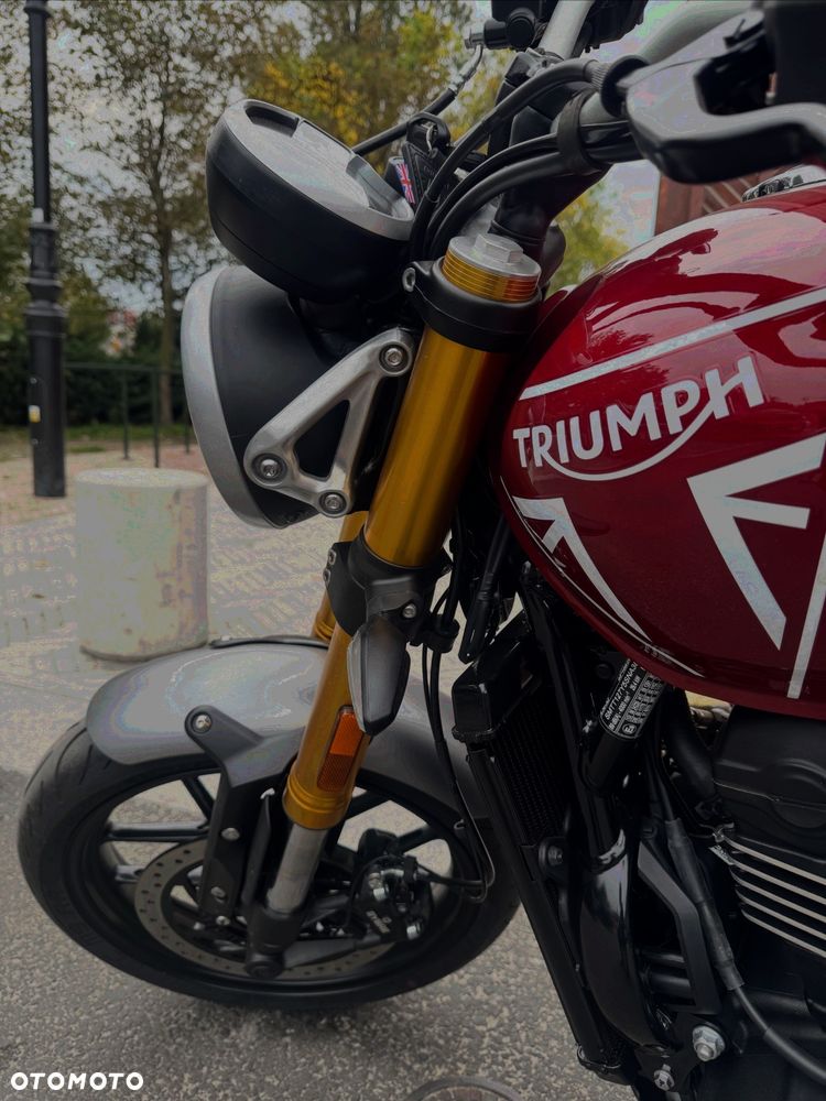 Triumph Inny - 3