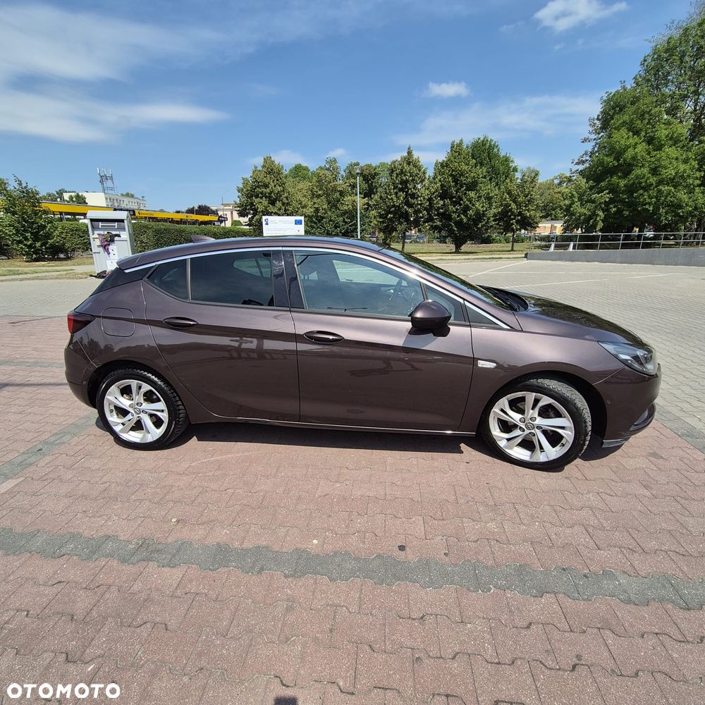 Opel Astra 1.4 T Dynamic - 17