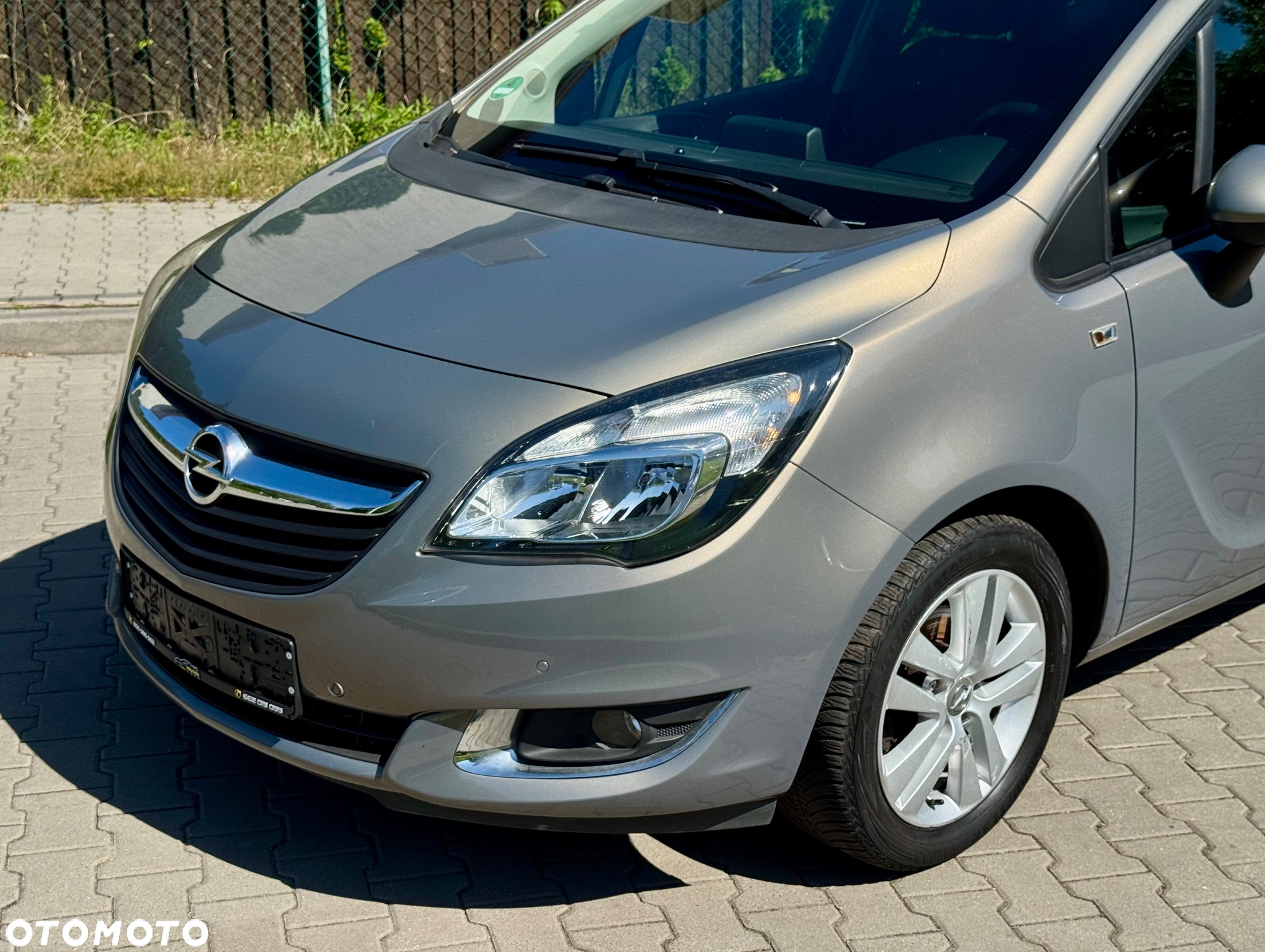Opel Meriva 1.4 T Cosmo S&S - 2