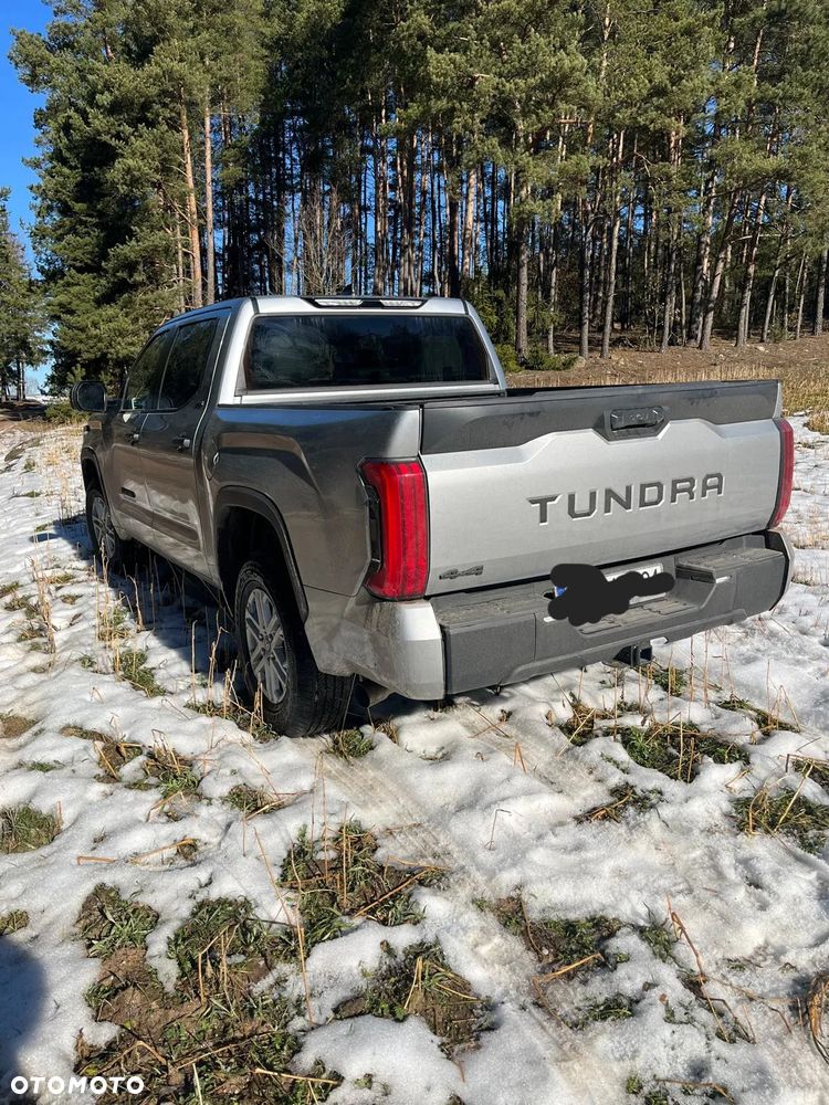 Toyota Tundra - 3