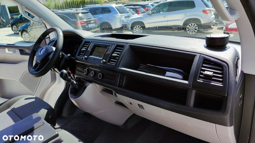 Volkswagen Transporter - 26