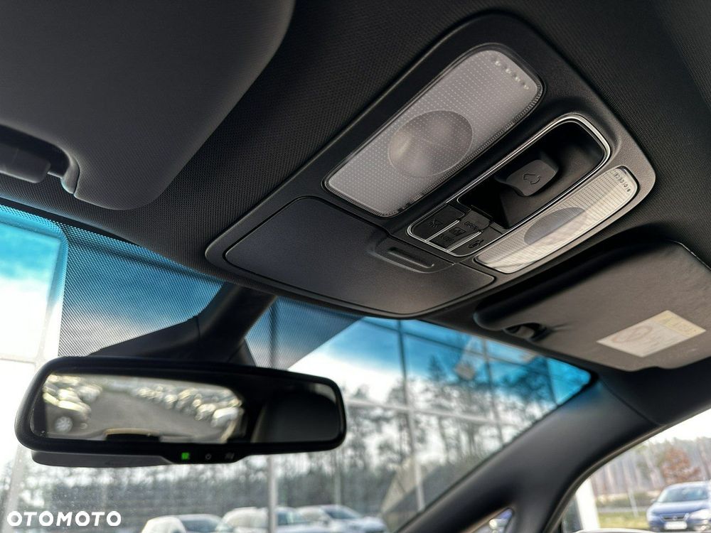 Kia Carens 1.7 CRDi XL 7os 7DCT - 34